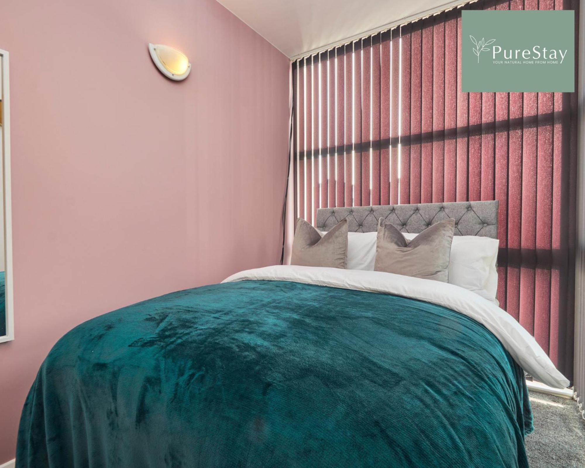 Superb House Manchester Near Etihad With Free Parking Sleeps 8 Dış mekan fotoğraf