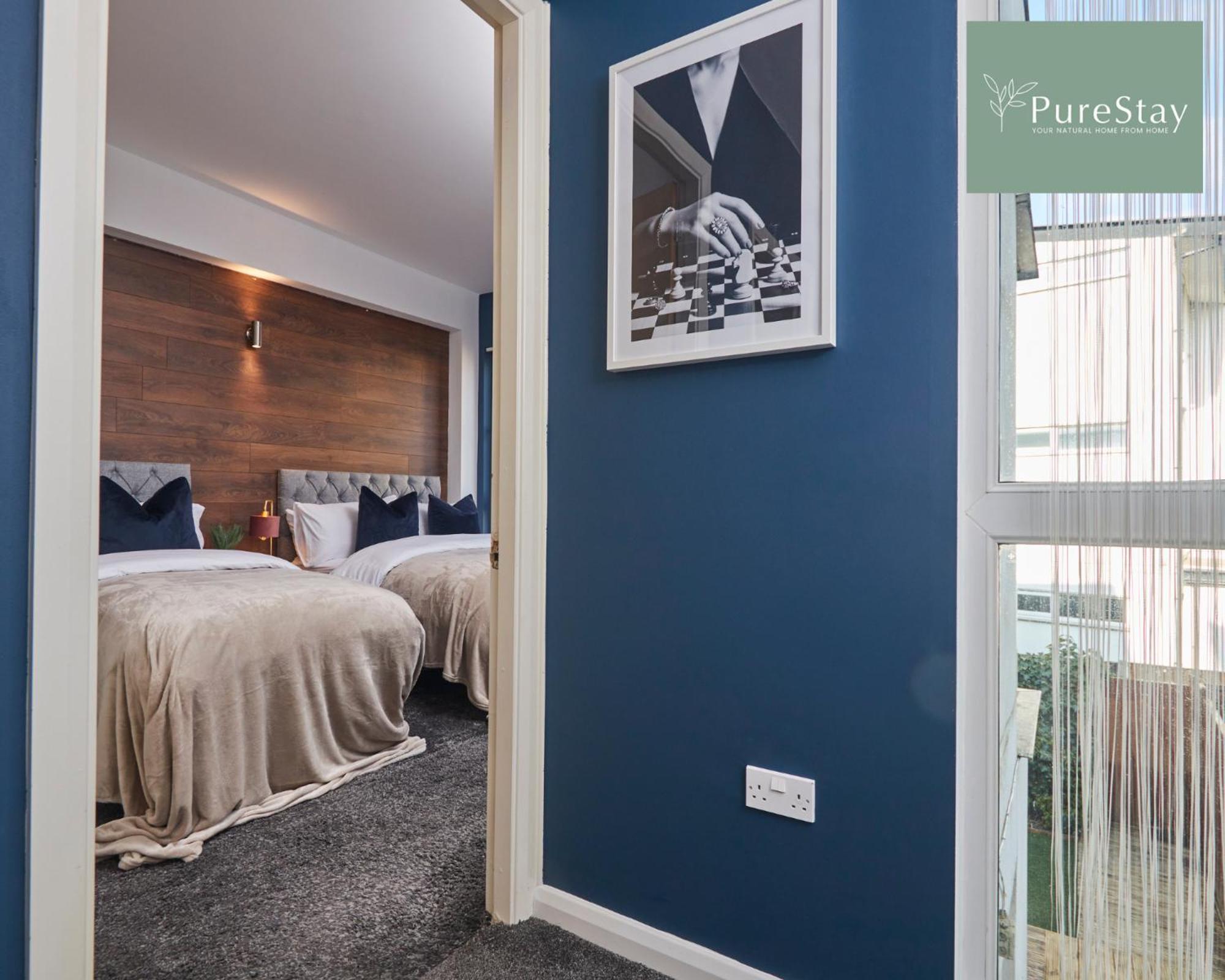 Superb House Manchester Near Etihad With Free Parking Sleeps 8 Dış mekan fotoğraf