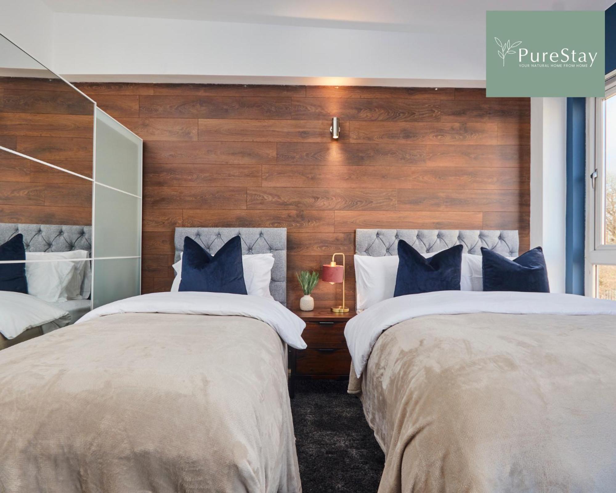 Superb House Manchester Near Etihad With Free Parking Sleeps 8 Dış mekan fotoğraf