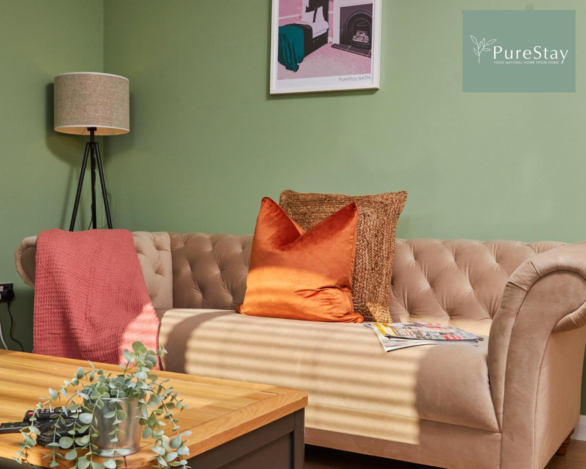 Superb House Manchester Near Etihad With Free Parking Sleeps 8 Dış mekan fotoğraf
