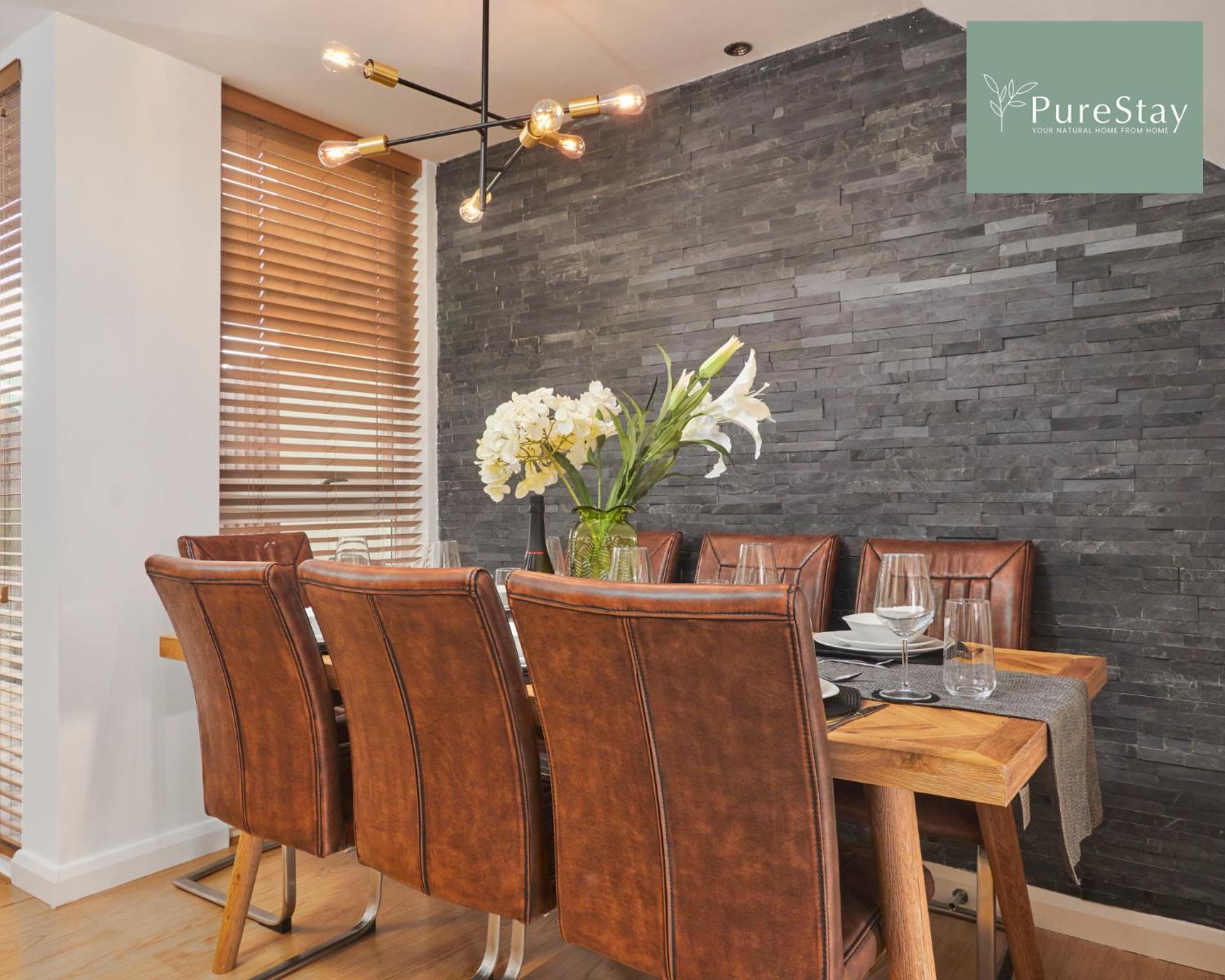 Superb House Manchester Near Etihad With Free Parking Sleeps 8 Dış mekan fotoğraf