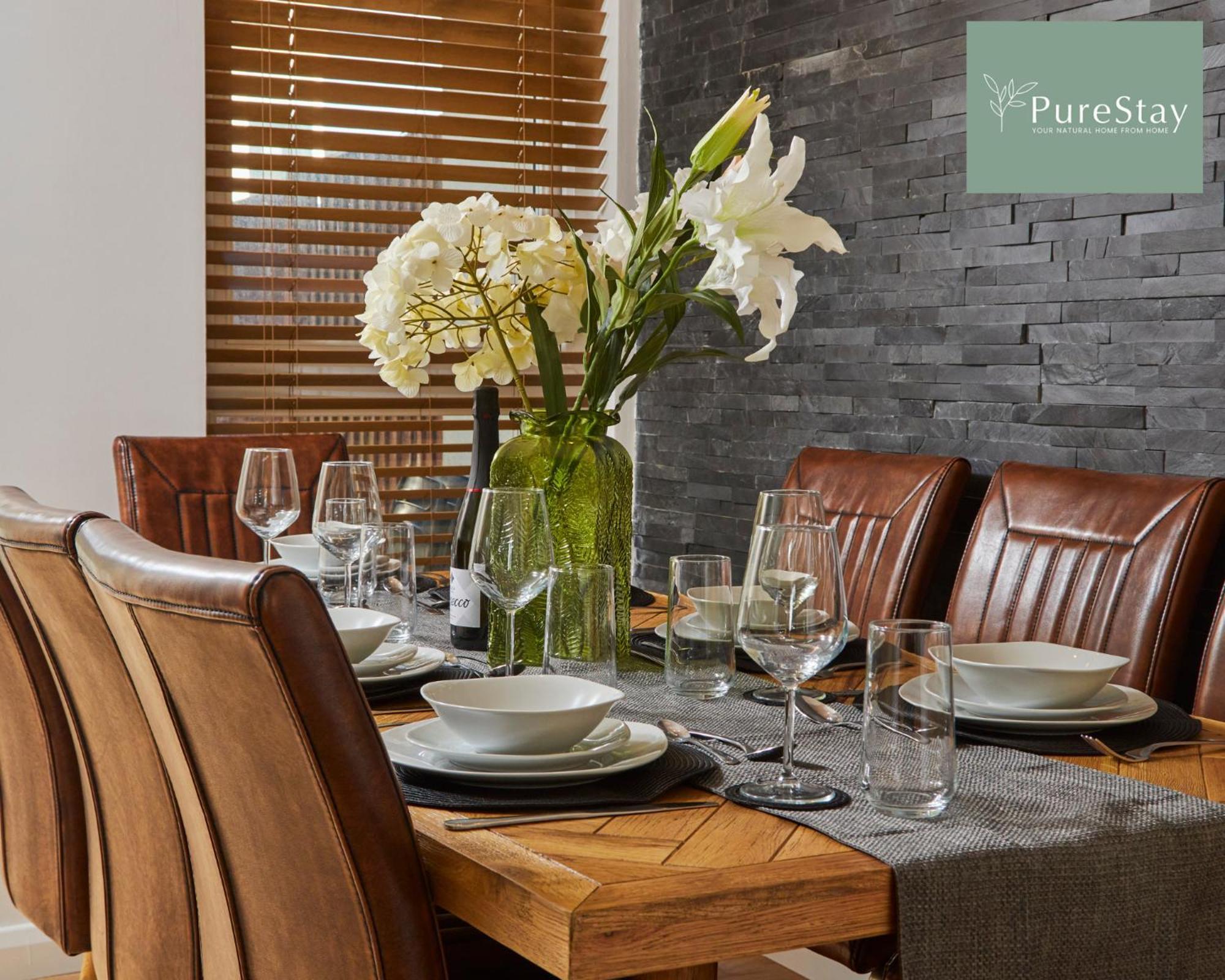 Superb House Manchester Near Etihad With Free Parking Sleeps 8 Dış mekan fotoğraf