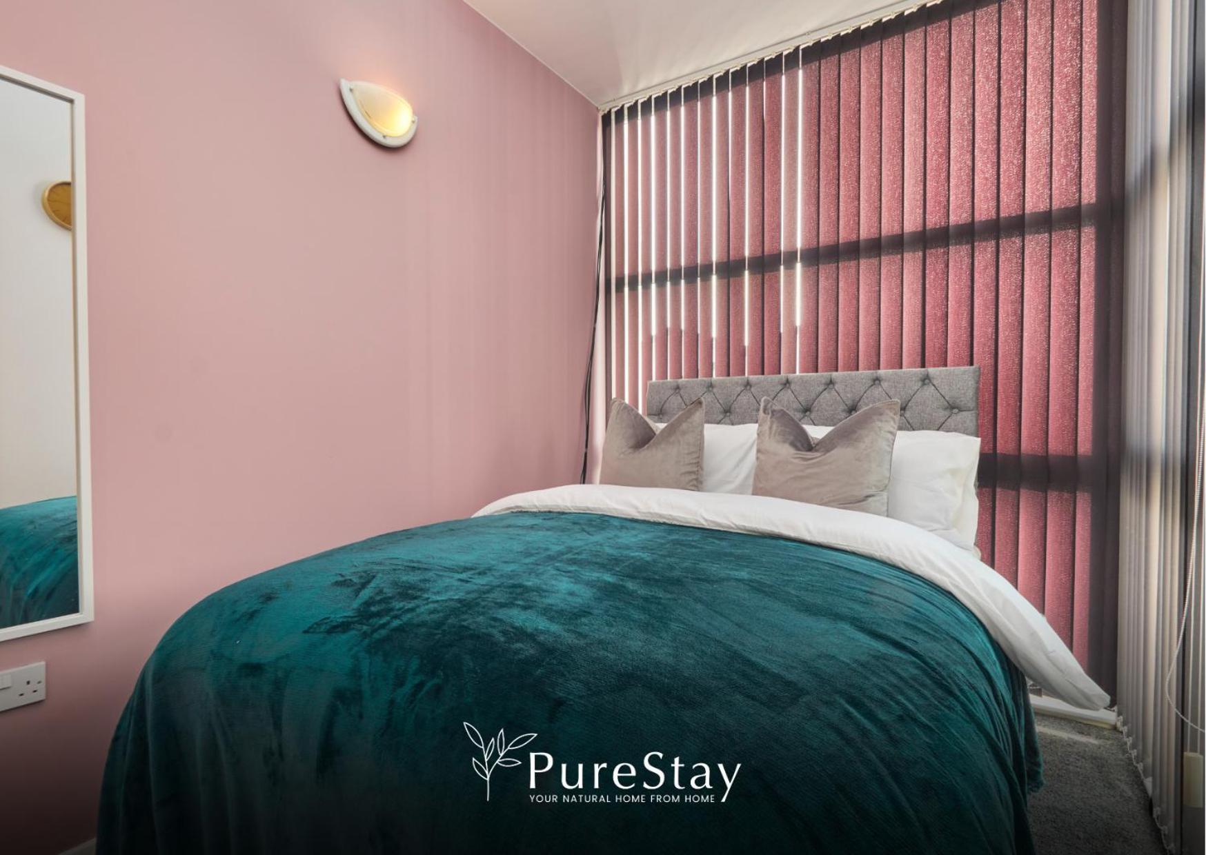 Superb House Manchester Near Etihad With Free Parking Sleeps 8 Dış mekan fotoğraf